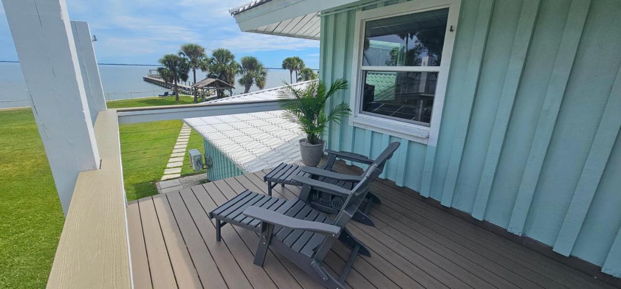 Nasa Waterfront Dolphin Suite Titusville Eksteriør billede